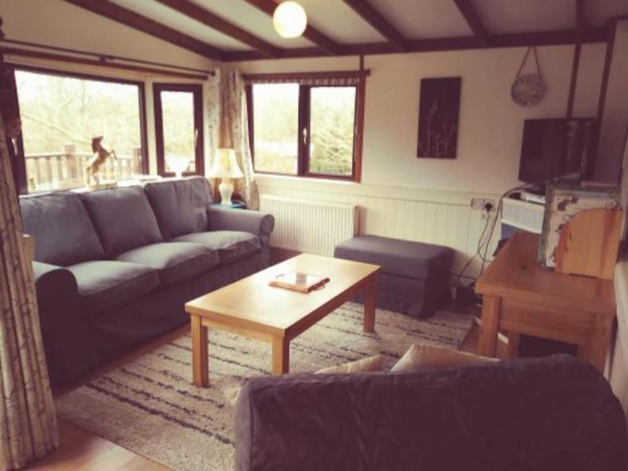 Anne's Caerberis Park, Dog Friendly Chalet *